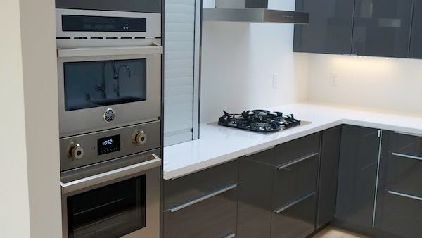 5 Kitchen Countertop Trends Rapidly Falling Out Of Favor, Designers Say