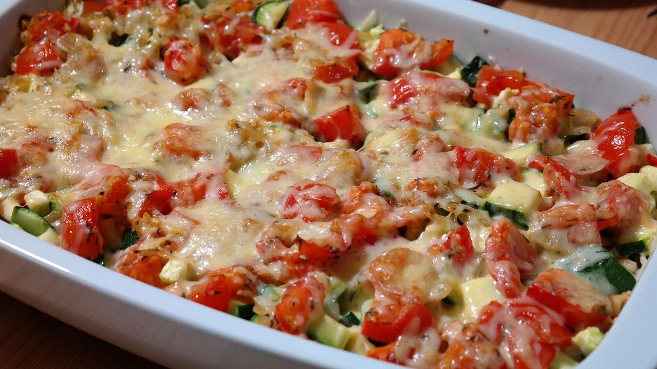 5 Meals Middle-Class Moms Cooked in the ’70s, Historians Recall