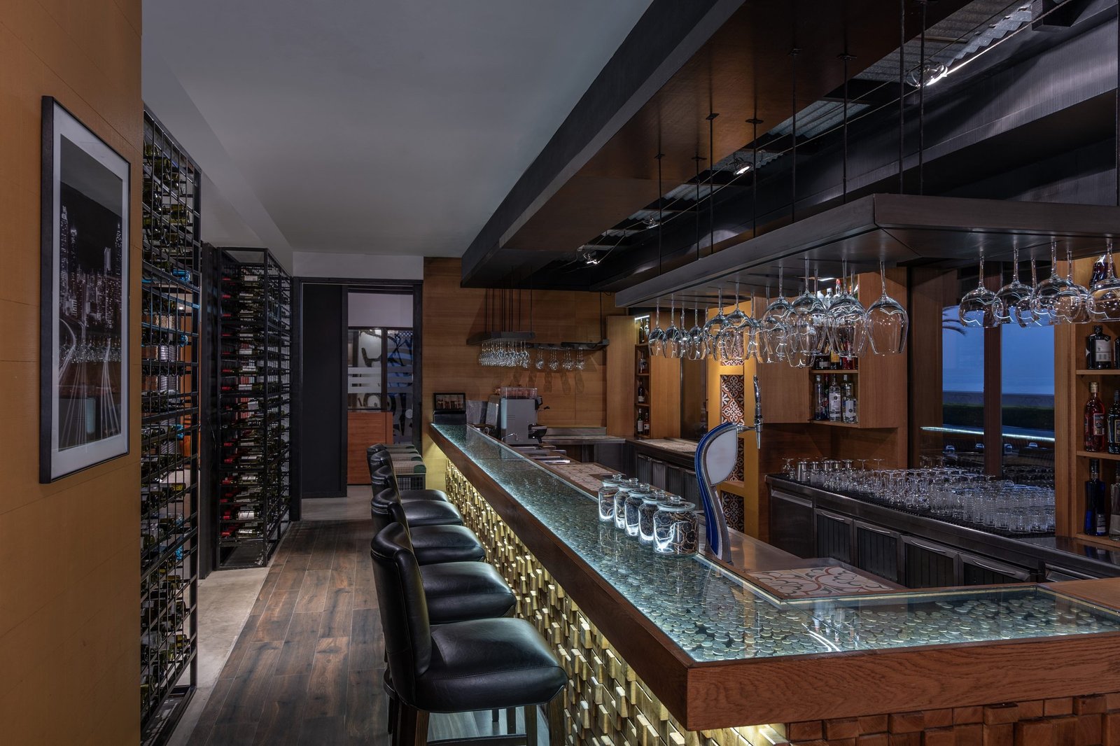 Review: Bushman’s Restaurant & Bar